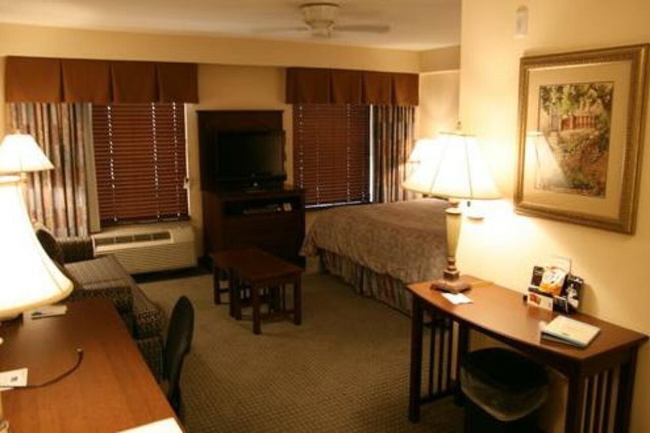 Homewood Suites By Hilton Montgomery Eastchase Стая снимка