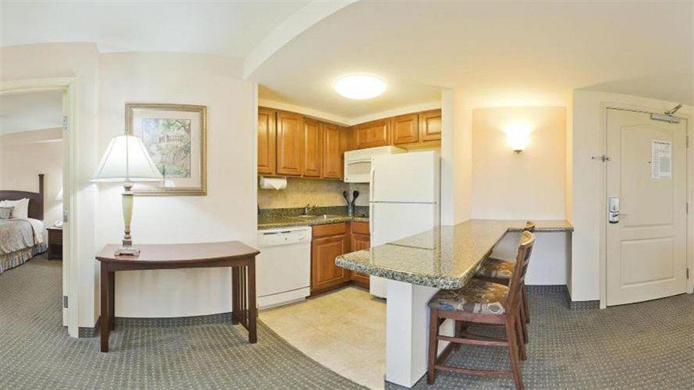Homewood Suites By Hilton Montgomery Eastchase Екстериор снимка